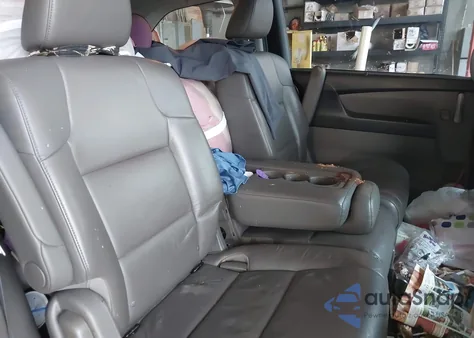 2013 Honda Odyssey Ex-L z USA, uszkodzony, nr VIN 5FNRL5H60DB060680